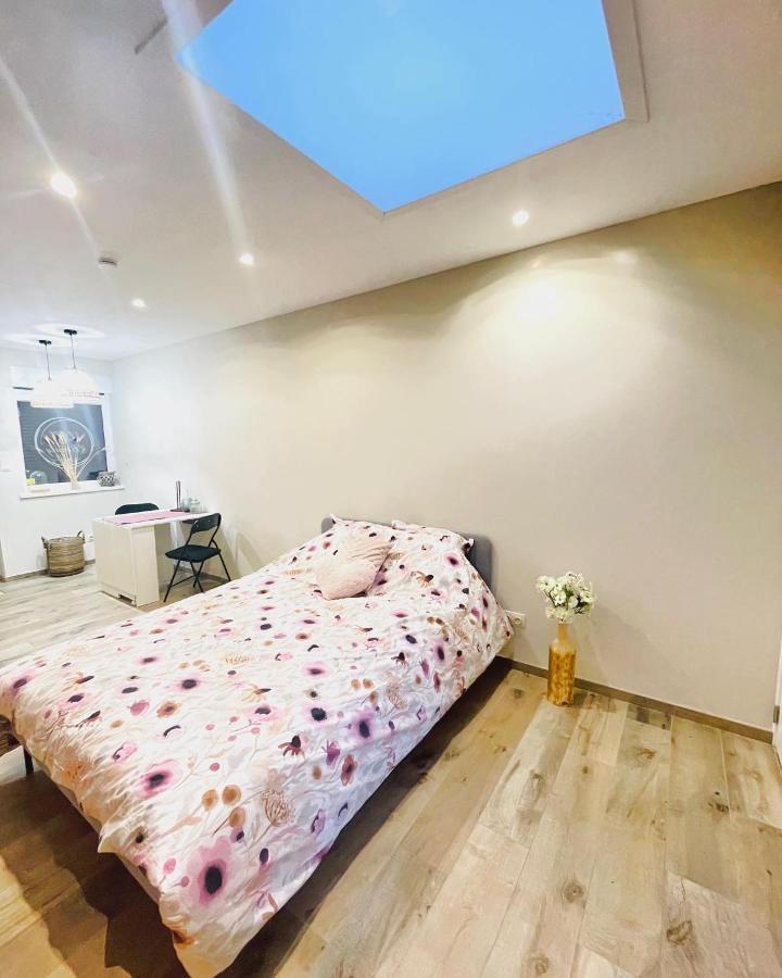 La Petite Halte Bed and Breakfast Comines-Warneton Exterior foto